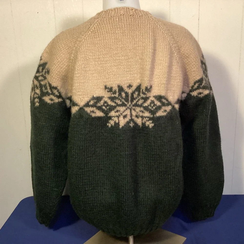 J. Crew womens Hand Knit Wool Sweater size Large